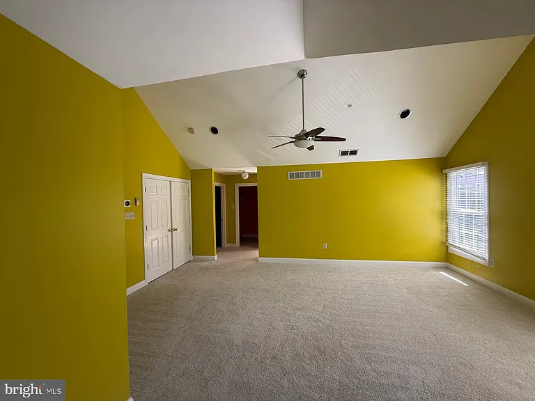 210 Cadwallader Dr — Photo 25
