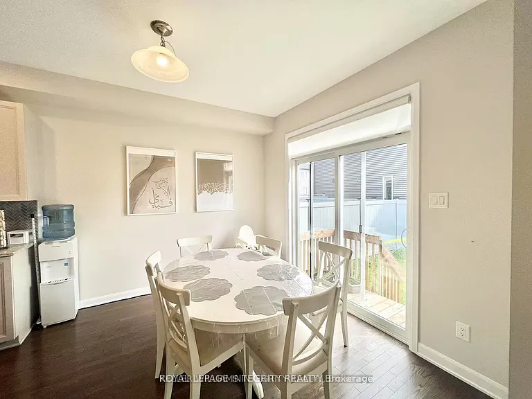 1042 Parabolica Way — Photo 12