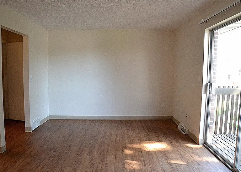 Canyon Crest — Photo 16