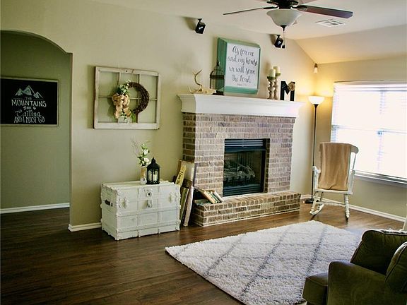 2nd image of 13632 Bradbury Ln