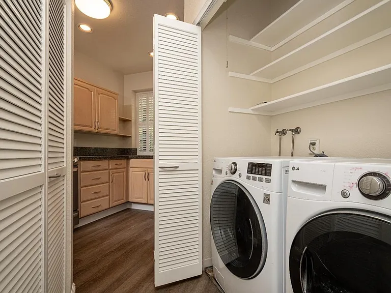 105 Shorebird Cir #15 — Photo 3