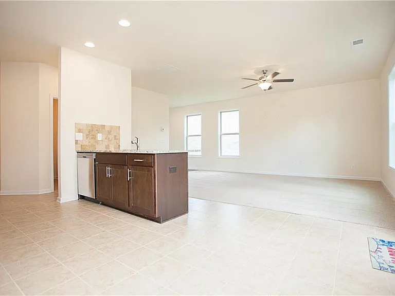 4505 Almanor Cir — Photo 9