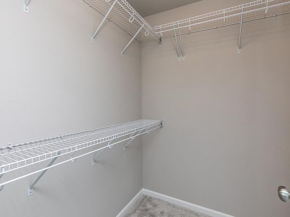 5th image of 6128 Bradford Ln