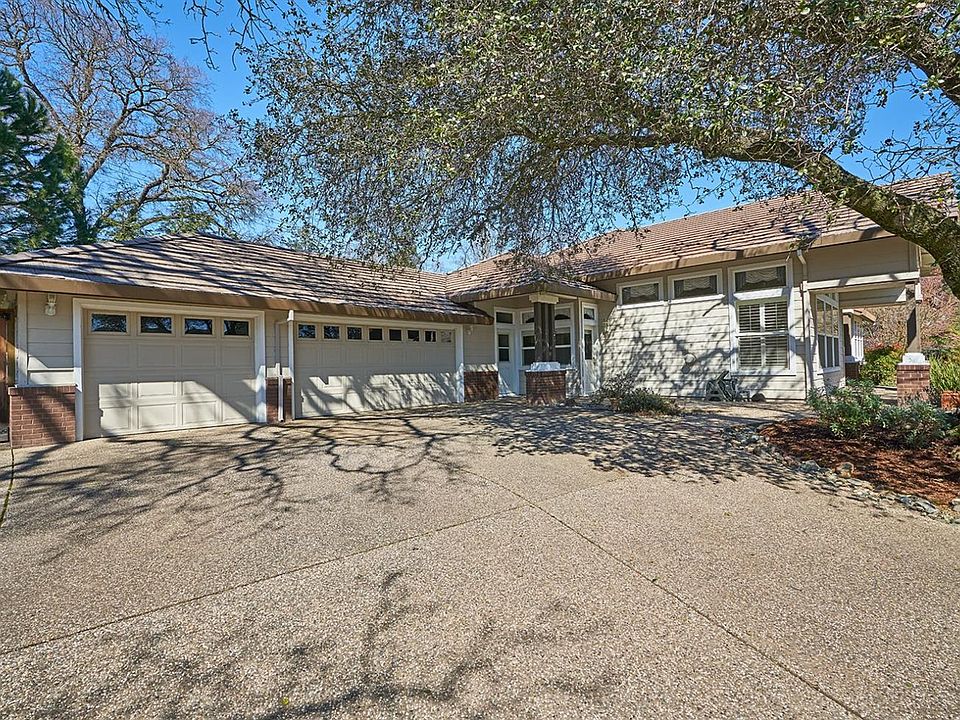 1st image of 1305 Oak Creek Ct
