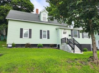 42 Mendon St, Worcester, MA 01604