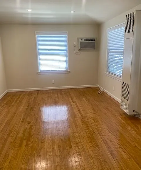 1809 W Alameda Ave — Photo 4