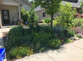 1227 Kamerin Springs Dr, Talent, OR