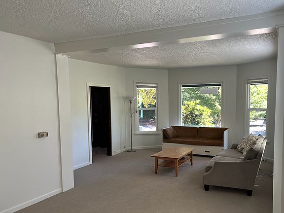 2nd image of 8017 1st Ave NE