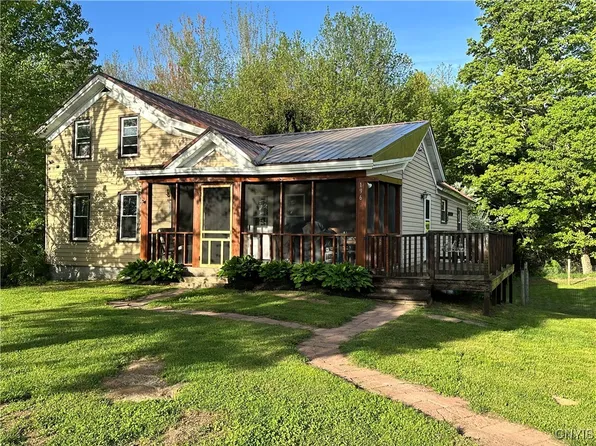 196 County Route 48, Pulaski, NY 13142