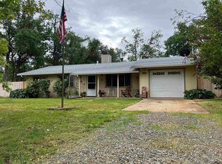 17573 Yamaha Ln, Anderson, CA 96007