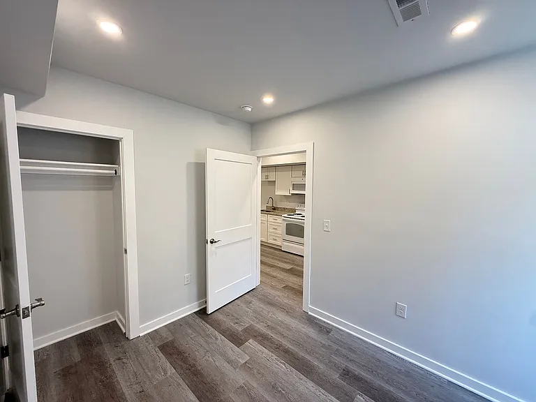 1516 18th St SE — Photo 23