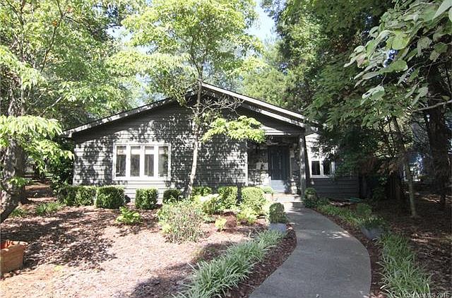 1st image of 2825 Patio Ln