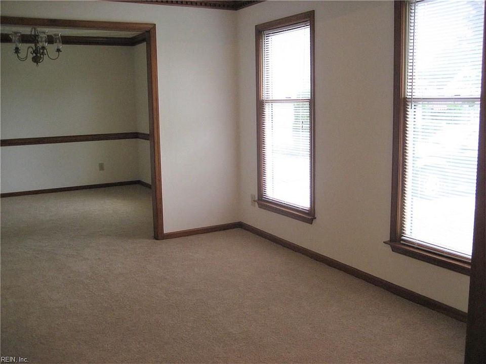 300-spurlane-cir-chesapeake-va-zillow