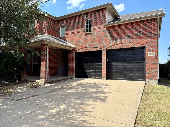 2nd image of 1024 Grimes Dr