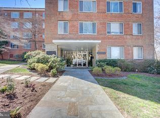 4100 W St NW APT 213, Washington, DC 20007