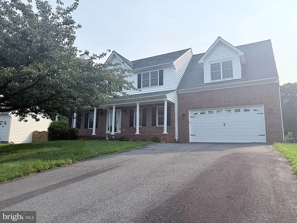 4114 Derbyshire Ln