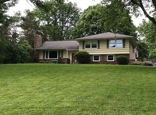 30 Cookman Rd, East Aurora, NY 14052