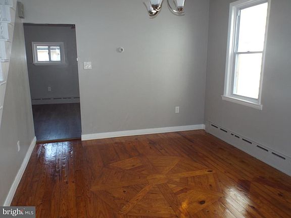 4th image of 417 Pine St