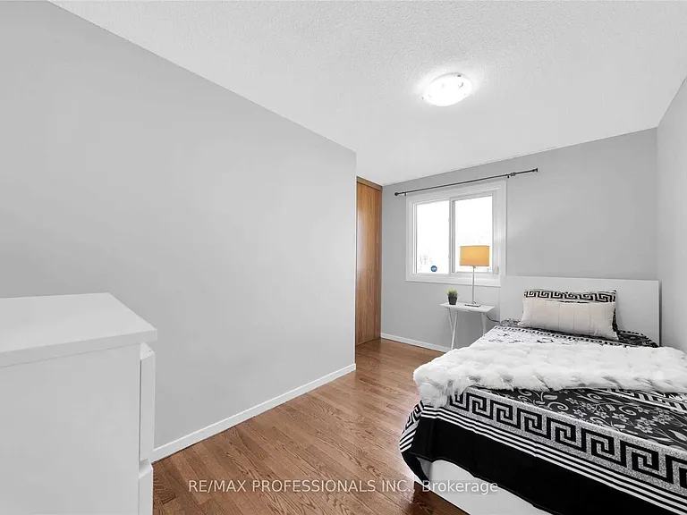 47 Wishford Dr — Photo 23