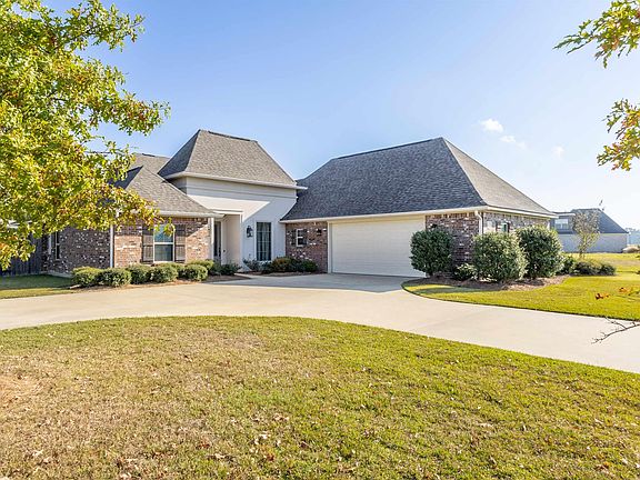 3rd image of 317 Cotton Trace Dr