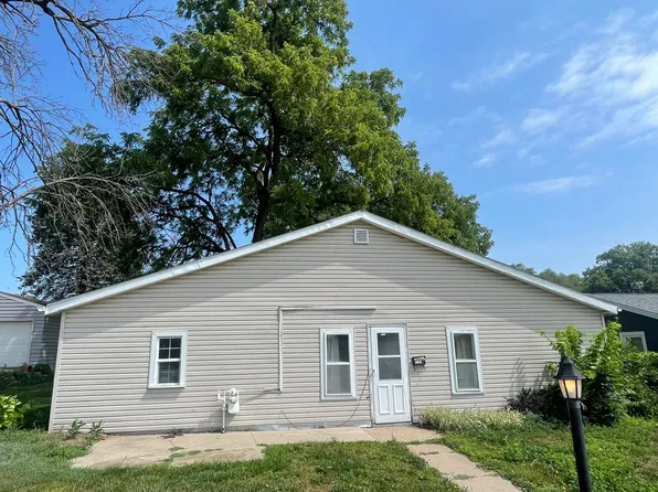 1105 E Saint Clair St, Missouri Valley, IA 51555