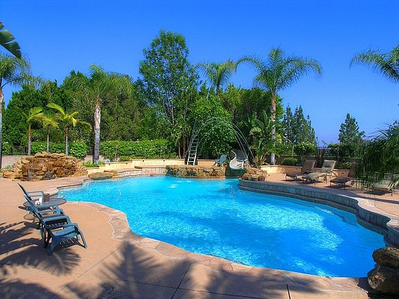 Huge Pool, Waterslide, Spa