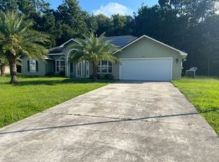 107 Camellia Ct, Kingsland, GA 31548