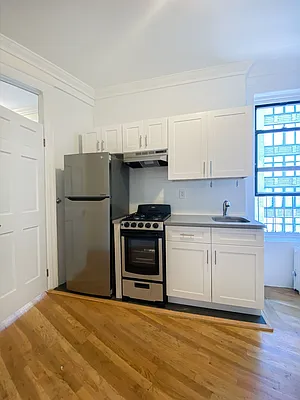 Rented by City Connections Realty | media 21