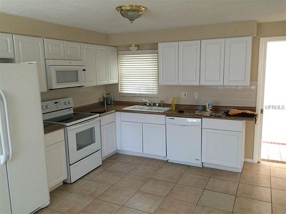 2nd image of 1748 Saint Anthony Dr