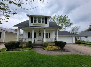 4856 Morgan Pkwy, Hamburg, NY 14075