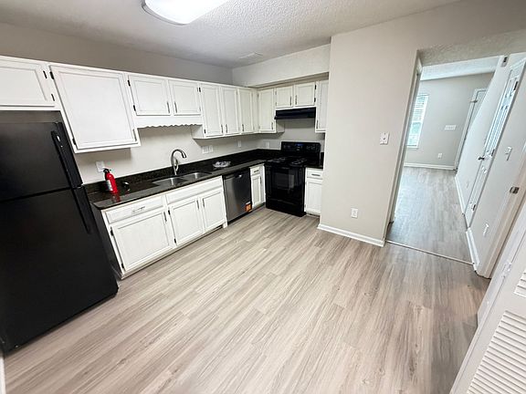 4th image of 534 Wright Ave #2105SC