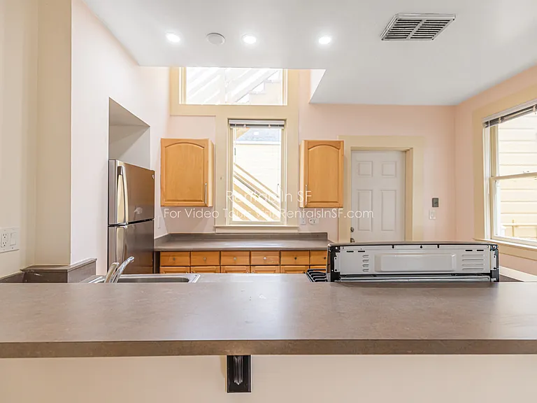 188 Winfield St #3 — Photo 5