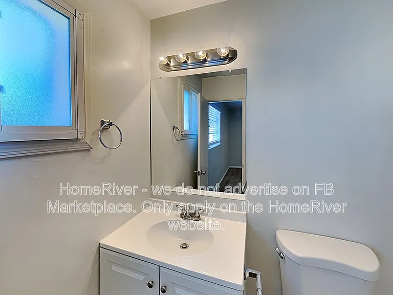 3623 W Luke Ave — Photo 10