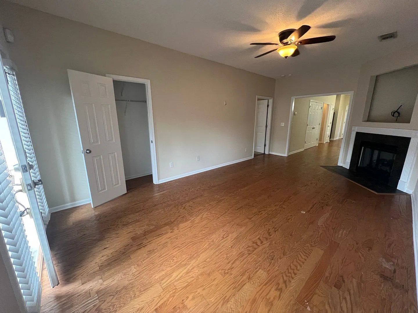 3 bedroom 2 bathroom duplex in Covington Villas — Photo 4