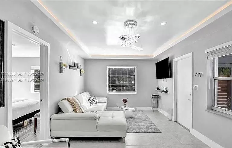 608 N 24th Ave #608 — Photo 5