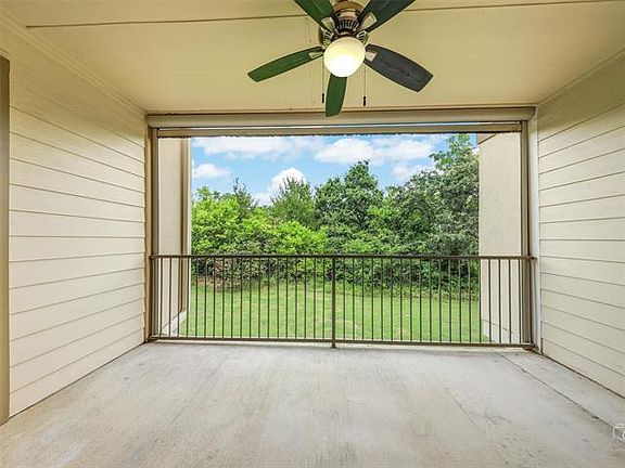 3rd image of 500 Waters Edge Dr APT 215
