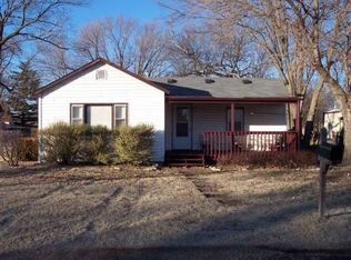 1614 NW 8th St, Topeka, KS 66608