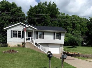 407 3rd St S, Cordova, IL 61242