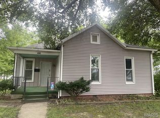 524 E Winter Ave, Greenville, IL