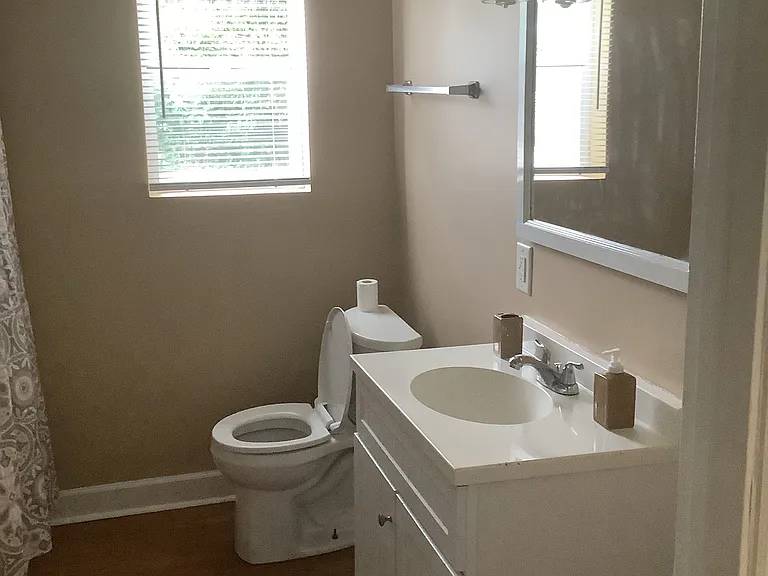 3741 N Tacoma Ave — Photo 6