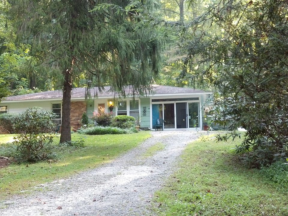 House-front driveway