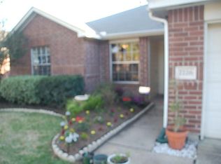 7226 Tara Dr, Richmond, TX 77469