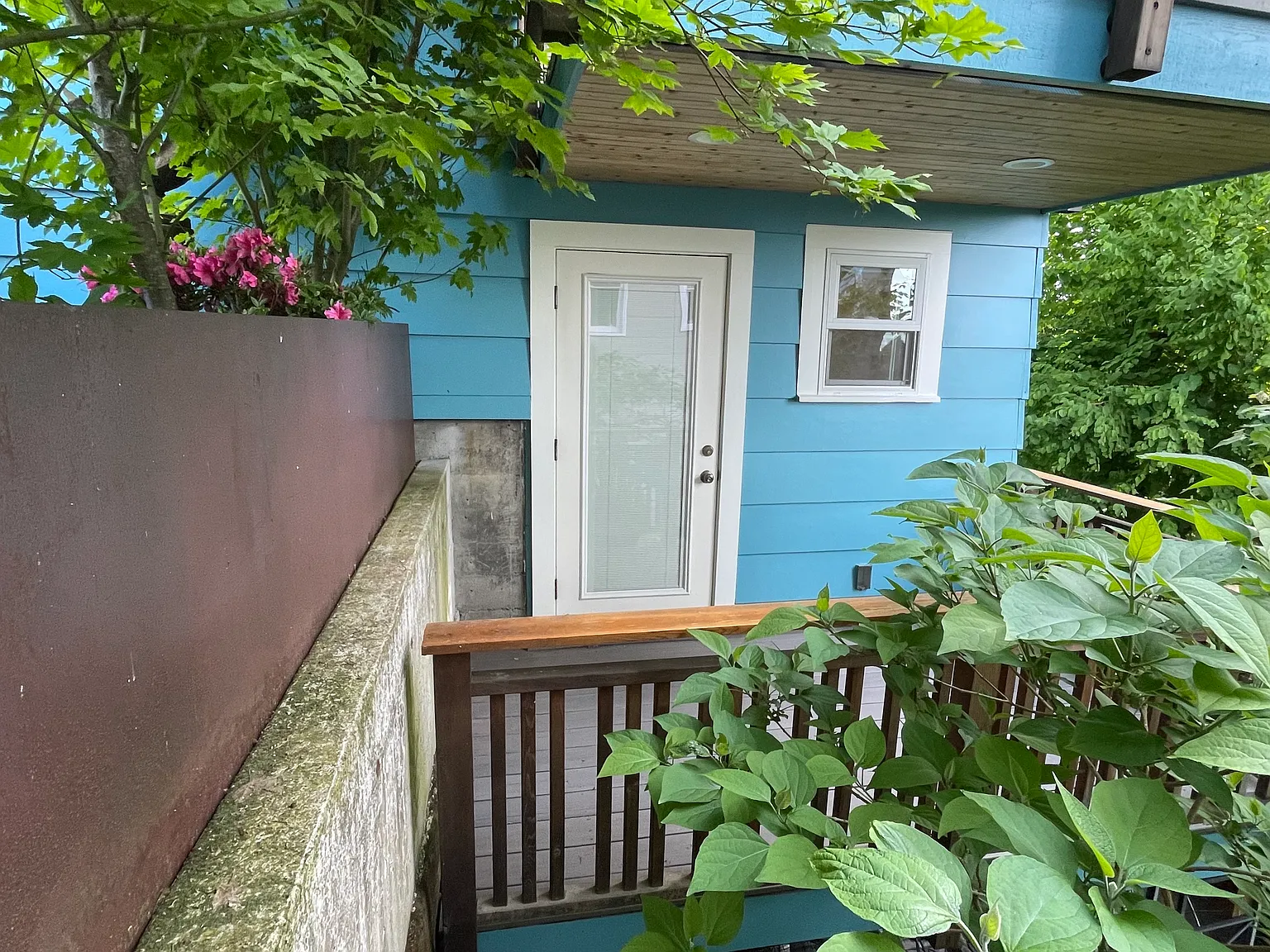 1 bed, 500 sqft, $2,100 — Photo 2