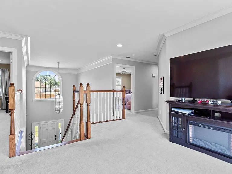 1210 Auxford Ave — Photo 36