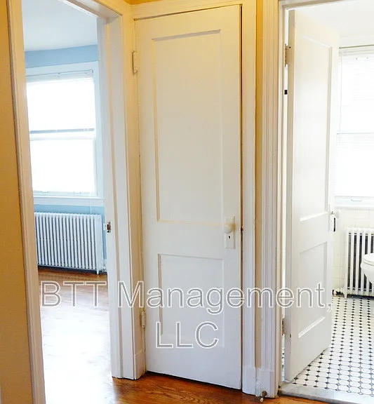 8400 Greenwood Ave #4 — Photo 71