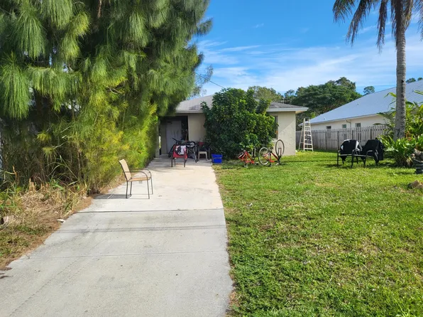 17684 Carver Avenue, Jupiter, FL 33458
