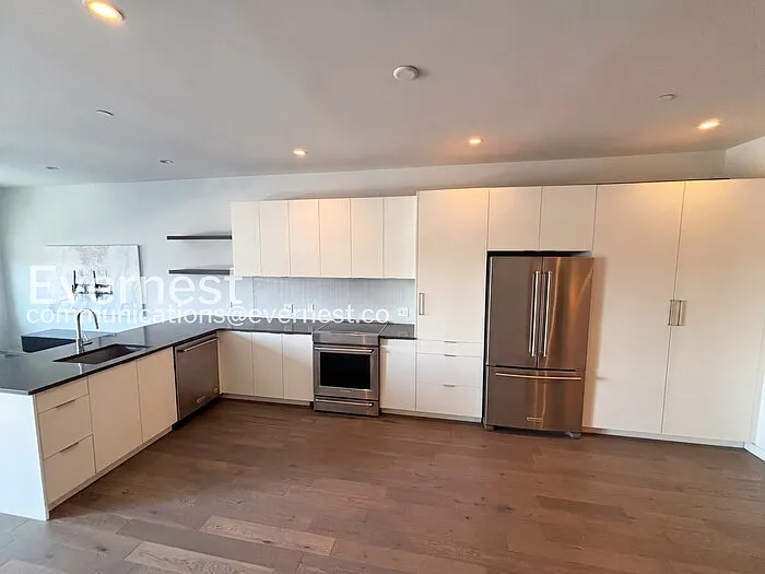 1300 N Ogden St #401 — Photo 7