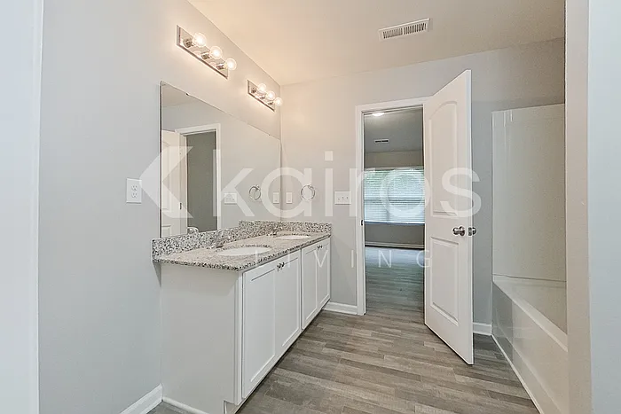1251 Amberlight Cir — Photo 16