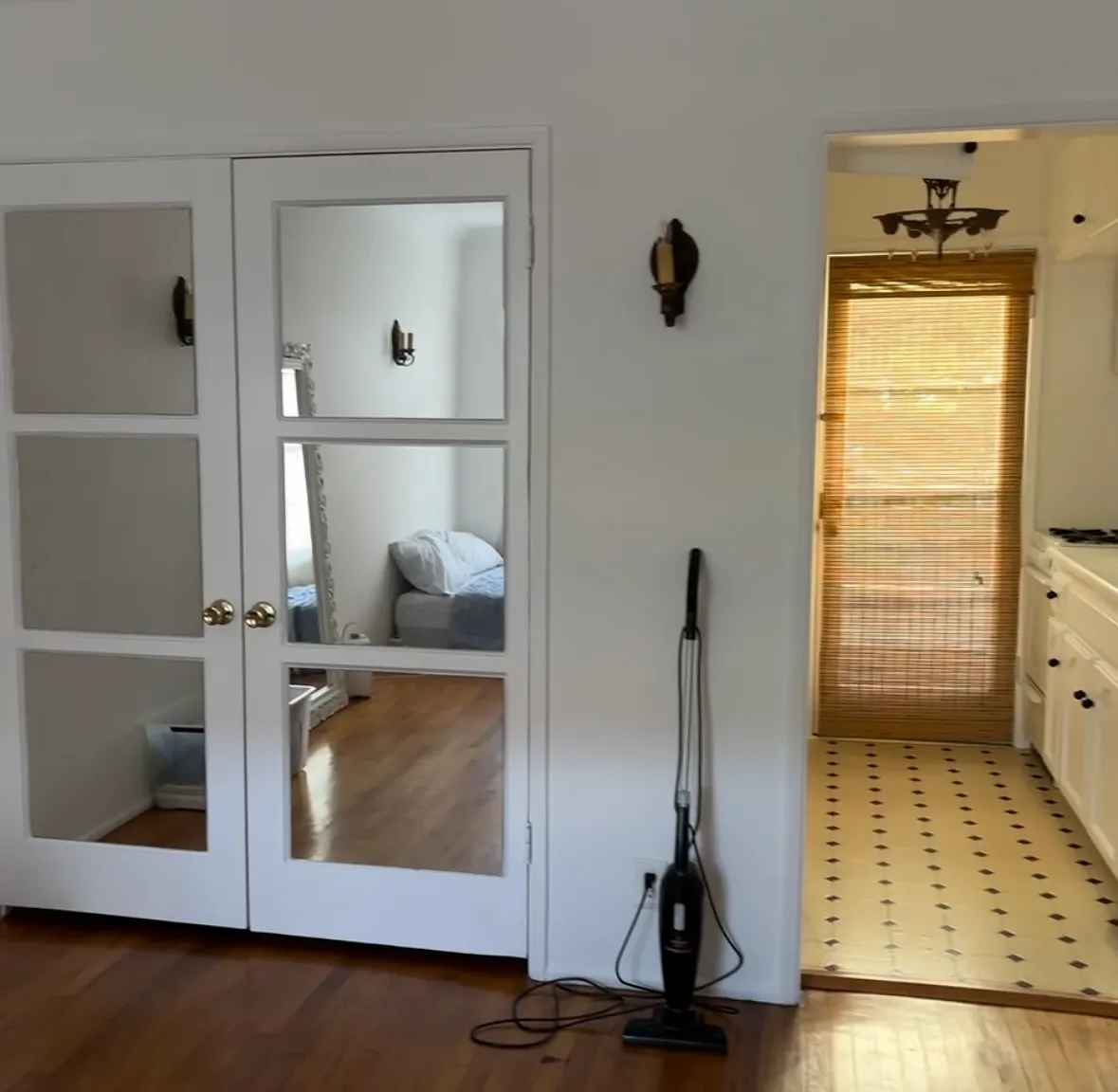 Studio, 450 sqft, $1,795 — Photo 3