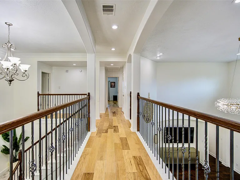 10702 Claythorne Ct — Photo 31